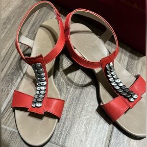 Munro sandals. Coral color